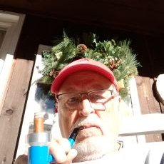 Profile Picture of Ralph Davidson (@RalphDa17159607) on Twitter