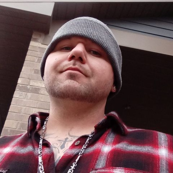 Profile Picture of Mark Staniech (@markstaniech5) on Poshmark