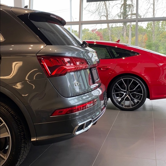 Profile Picture of Gabriel Beland (@beland04) on Poshmark