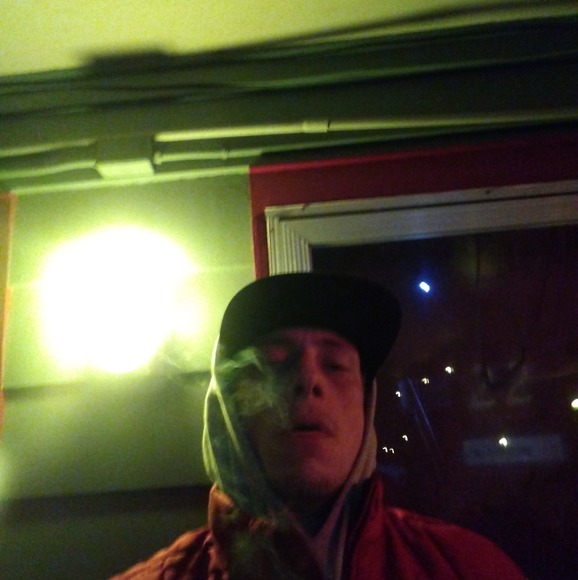Profile Picture of Locke Locke (@9499brooklane2) on Poshmark