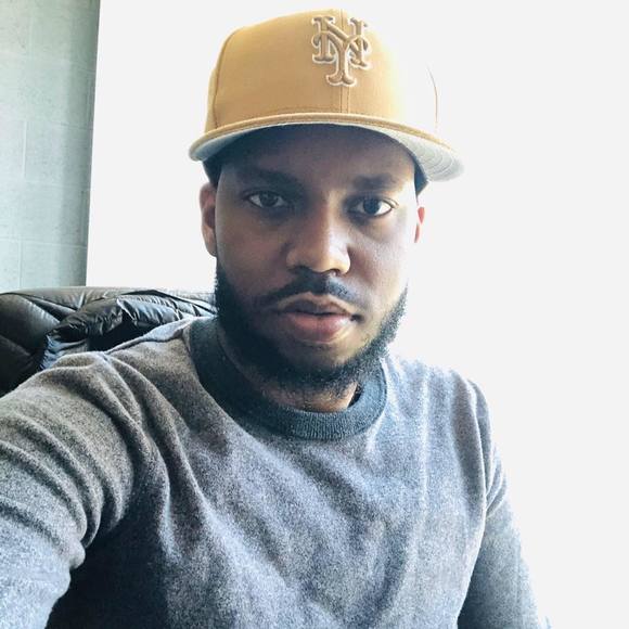 Profile Picture of Kerwin Charles (@kerwincharles) on Poshmark