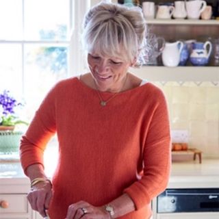 Profile Picture of Jane Lovett (@janelovettcookery) on Instagram