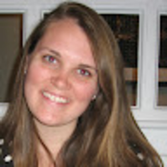 Profile Picture of Kate Everett (@kateeverett443) on Poshmark