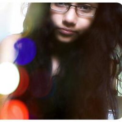 Profile Picture of Shirley Viviana (@ShirleyVivian13) on Twitter