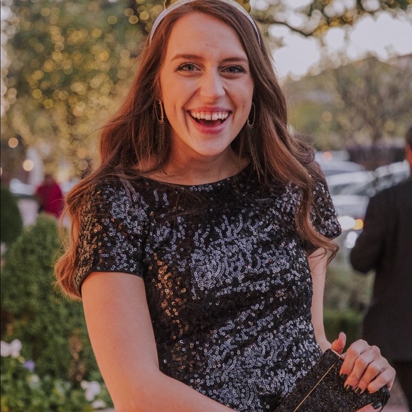 Profile Picture of Julia Wickes (@jwickes) on Poshmark