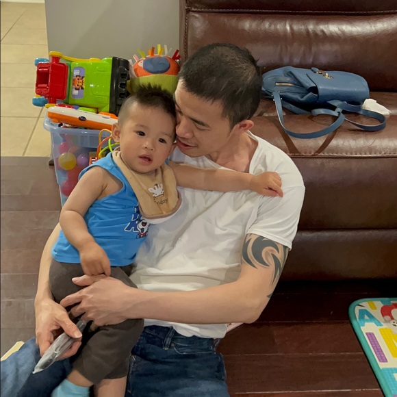 Profile Picture of Erica Nguyen (@ericalitenguyen) on Poshmark