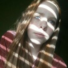 Profile Picture of Hailey Burt (@HaileyBurt1) on Twitter