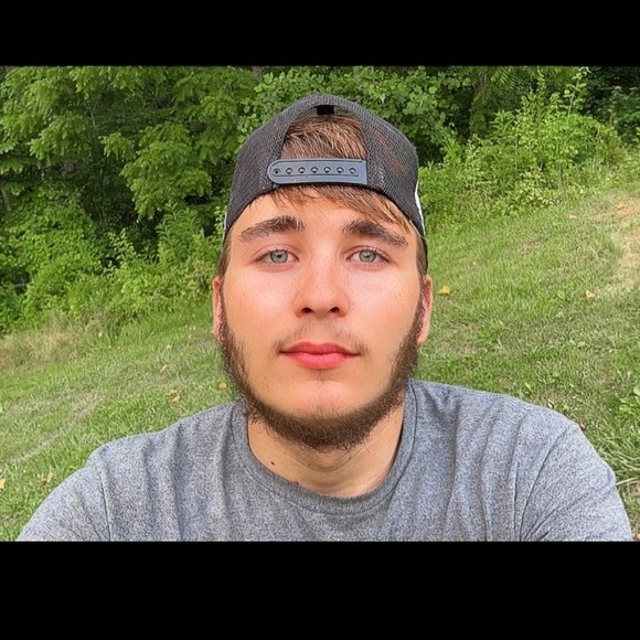 Profile Picture of Tyler Mckenzie (@mckenzietyler57) on Poshmark