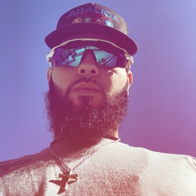 Profile Picture of Richard Labarca (@richardl3o5) on Twitter