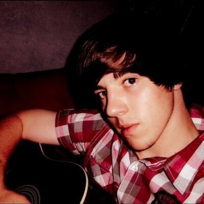 Profile Picture of Robert Kretschmer (@Robbster07) on Twitter