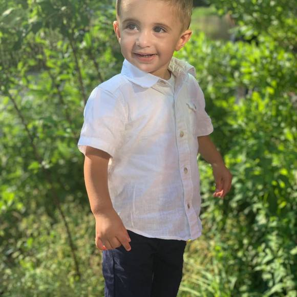 Profile Picture of Laura Vavalle (@vavalle) on Poshmark