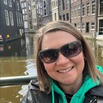 Profile Picture of Julie Neil (@topdoris) on Instagram