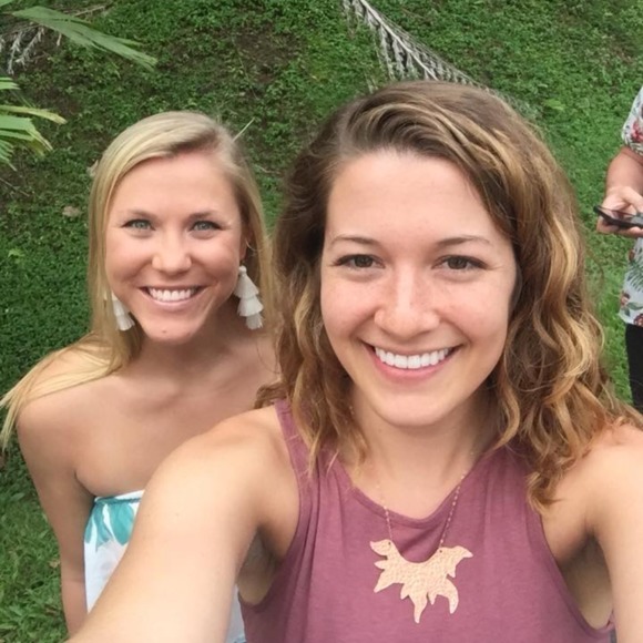 Profile Picture of Caitlin Keller (@ckell627) on Poshmark