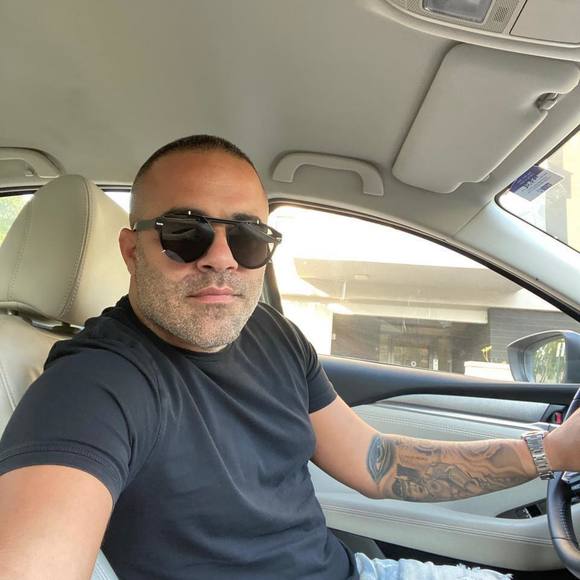 Profile Picture of Tal Levy (@levytal8) on Poshmark