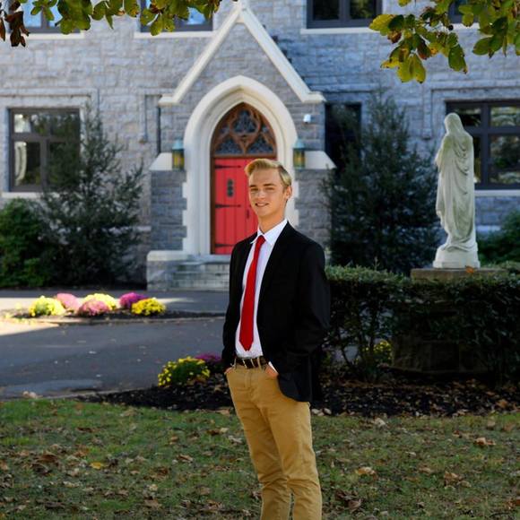 Profile Picture of Ryan Moretti (@ryanmoretti1) on Poshmark