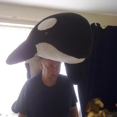 Profile Picture of Brian Collett (@FluffyDude) on Twitter