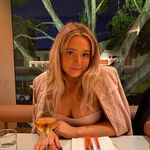 Profile Picture of Lillian Hassan (@lillhassan) on Instagram