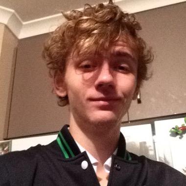 Profile Picture of James (@JamesVangilst) on Twitter