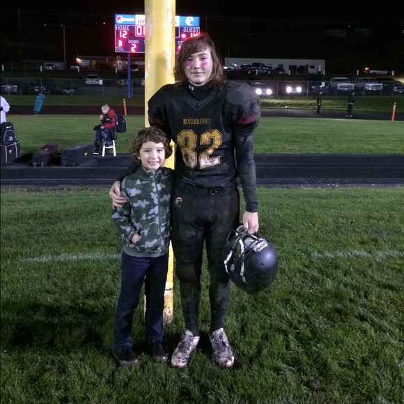 Profile Picture of Baily Hajicek (@bash2275) on Poshmark