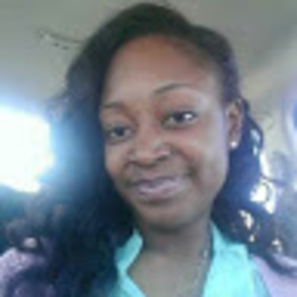 Profile Picture of Ariel Mack (@mackbby011) on Poshmark