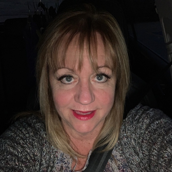Profile Picture of Patricia Hajek (@ceciliadea) on Poshmark