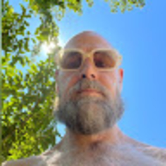 Profile Picture of Ben Lyttleton (@blyttleton) on Poshmark
