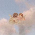 Profile Picture of Carly ✩ッ (@cxrlyy.liang) on Instagram