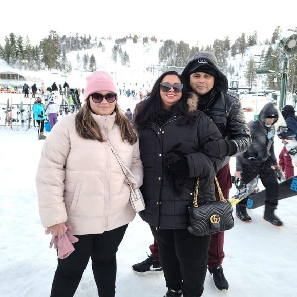 Profile Picture of Roberta Barreto (@pabisbeta) on Poshmark