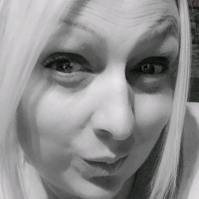 Profile Picture of peggy (@peggylaper) on Tiktok