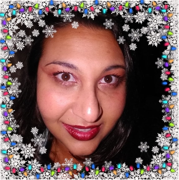 Profile Picture of Kristina Nulph (@knulph01) on Poshmark