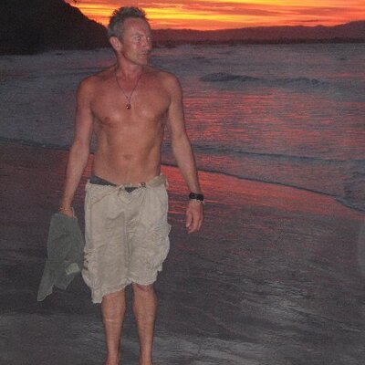 Julian Moss - Twitter Profile Picture of Julian Moss (@julesvodkao) on Twitter