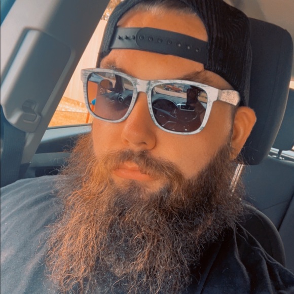 Profile Picture of Caleb Klein (@trashman121) on Poshmark