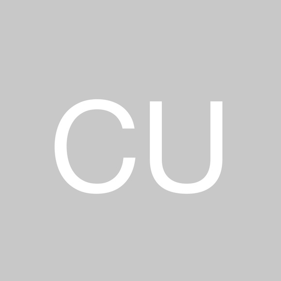 Profile Picture of Carmen Ureta (@carmenureta) on Poshmark