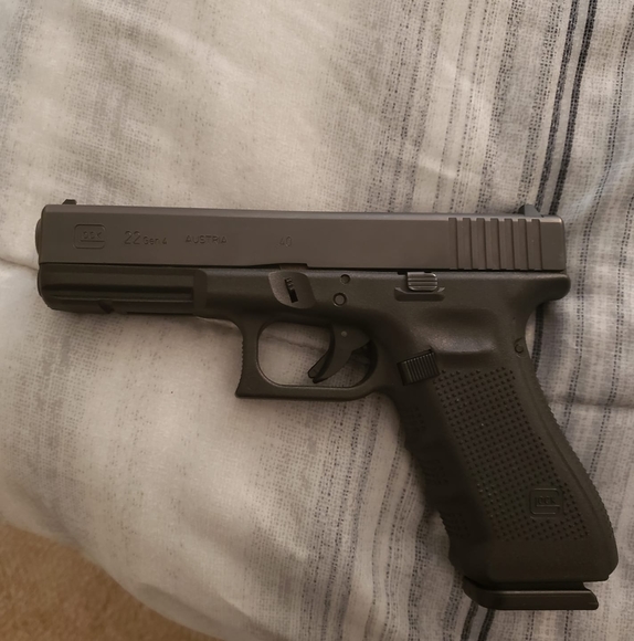 Profile Picture of Willard Horton jr (@mirahsdad) on Poshmark