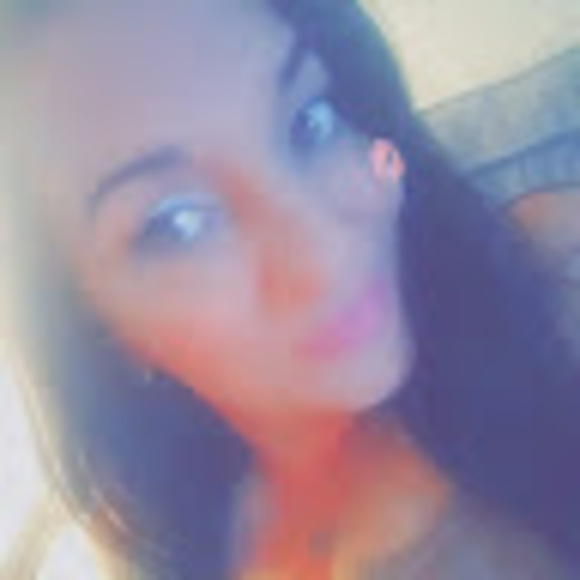 Profile Picture of Tabby Tab (@tabbyfoist131) on Poshmark