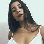 Profile Picture of Letícia (@avelarlee) on Instagram