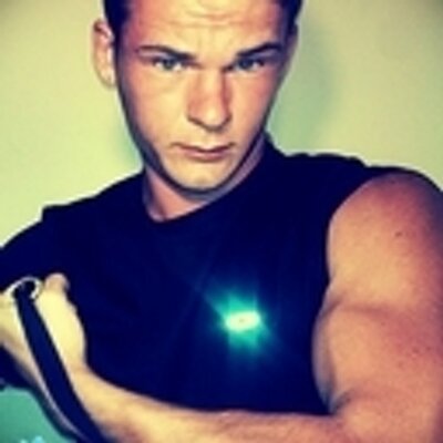 Profile Picture of Roslyn Walsh (@roslynwalsh17) on Twitter
