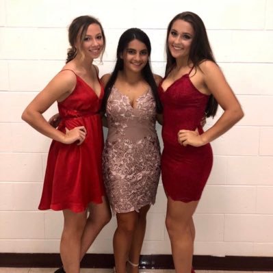 Profile Picture of Daniela DiCarlo (@daniela__325) on Twitter