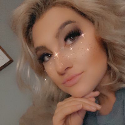 Profile Picture of Hailey Wallace (@HaileyLizbee) on Twitter