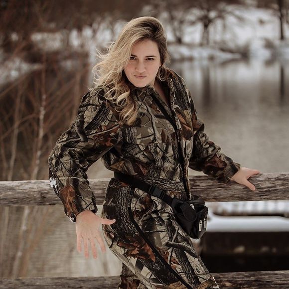 Profile Picture of Tina Settembrino fields (@tinasettembrino) on Poshmark