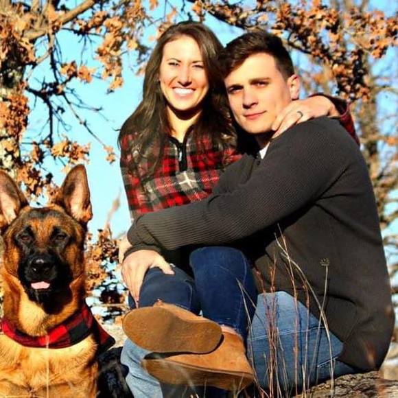 Profile Picture of Matt Seratte (@mattseratte) on Poshmark