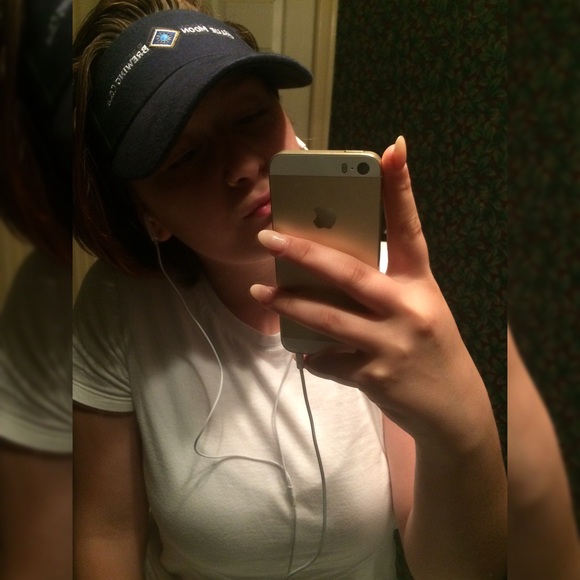 Profile Picture of Raay Scavotto (@baddassraay) on Poshmark