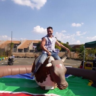 Profile Picture of Peter Zervos (@zorbo69) on Twitter