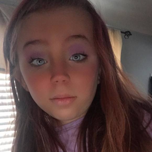 Profile Picture of Lillyanna Marentette (@l_marentette) on Poshmark