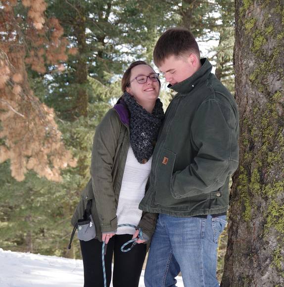 Profile Picture of Bailey Torri (@baileytorri) on Poshmark