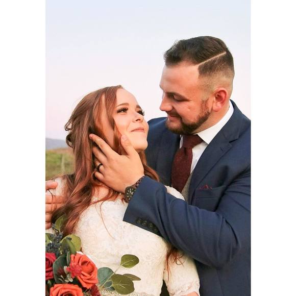 Profile Picture of Katie Karaskavicz (@katiekprov356) on Poshmark