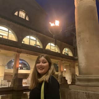 Profile Picture of jenni (@jenni.bates) on Instagram