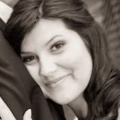 Profile Picture of Nicole Gist (@NicoleGist) on Youtube