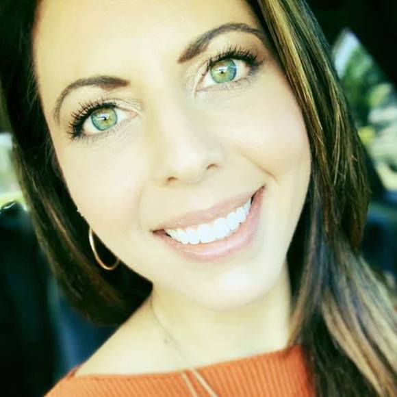 Profile Picture of Trish Jayroe (@pjayroe) on Poshmark