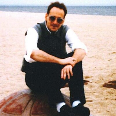 Bill Lodge Wears A Mask - Twitter Profile Picture of Bill Lodge Wears A Mask (@BillLodgeTweets) on Twitter